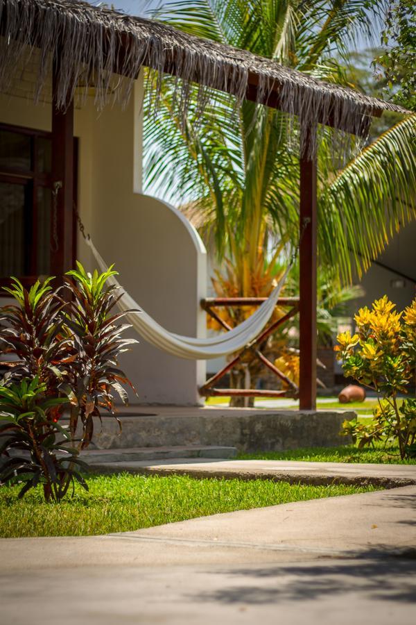 La Choza Bungalows Tambo Grande Exteriör bild